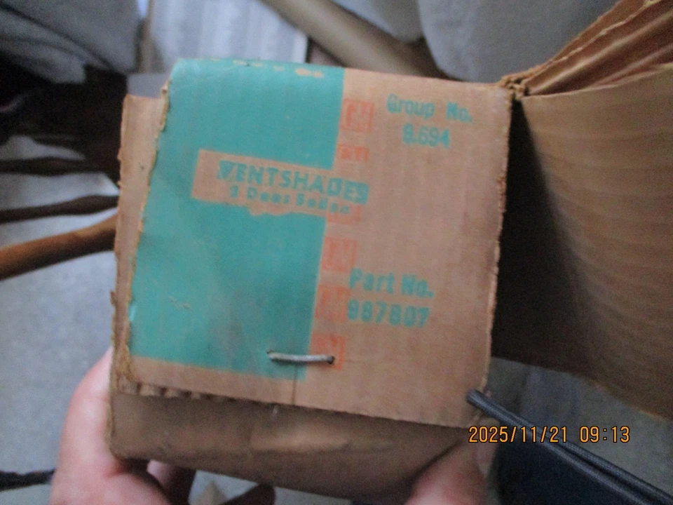 Chevrolet Biscayne 1958 nuevo de lote nuevo, 2 puertas sedán persianas de ventilación - parte no. 987807 Foto 2 de 4