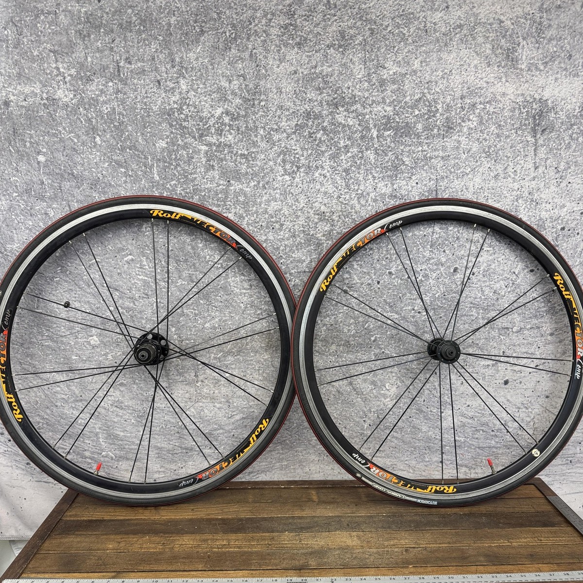 Vintage Rolf Vector Comp 700c Road Bike Wheelset Rim Brake 130