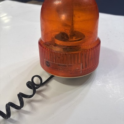 PM Model 771 12 VDC Alternating Orange Flashing Light, Tested, Works