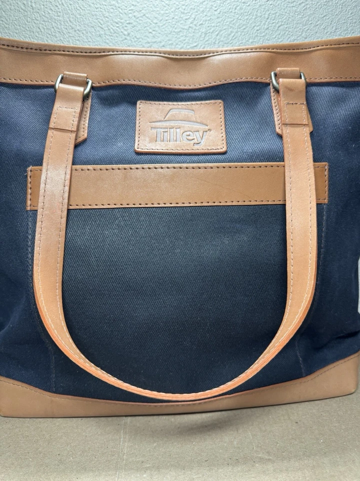 Bolso de Viaje Tilley de Lona Encerada Borde de Cuero Hecho en Canadá (NUEVO) Foto 3 de 4
