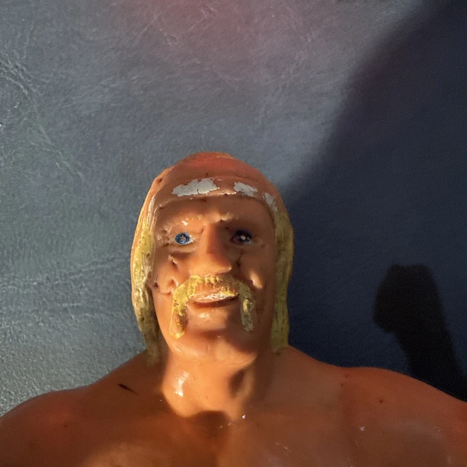 Figura deportiva 1984 WWE WWF Hulk Hogan Serie 1 LJN Wrestling Superstars Titan Foto 2 de 4