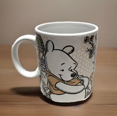 NEW Disney Winnie the Pooh ''100 Acre Wood Friends'' 16oz Ceramic Coffee Cup Mug