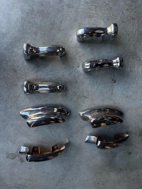 Lincoln Continental 1942-1948 Lote de protectores de parachoques delanteros y extremos originales Foto 4 de 4