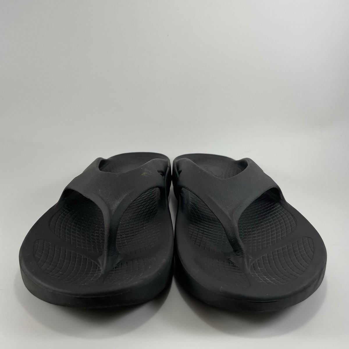 Oofos Ooriginal Flip Flops Womens Size 9 Mens 7 Black