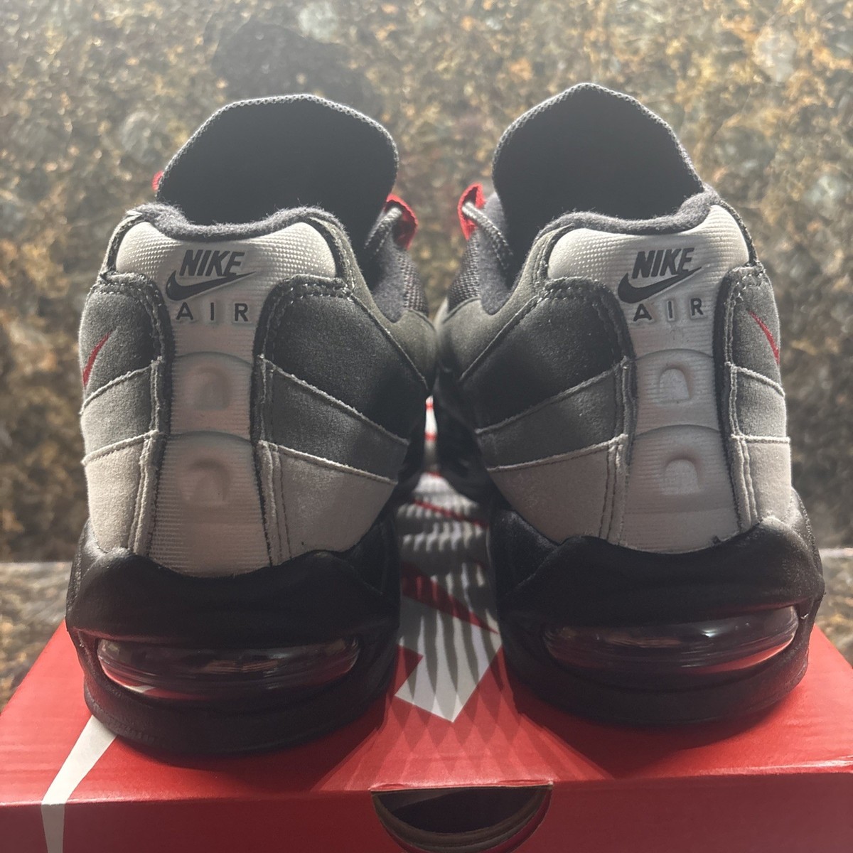 Size 11 - Liverpool F.C. x Nike Air Max 95 OG You'll Never Walk