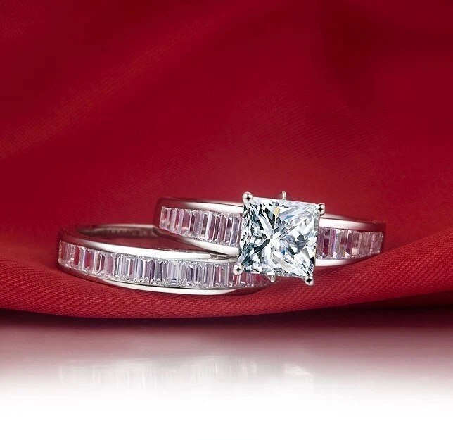 2 克拉白色公主切割模拟钻石和长方形婚礼套装 925 银戒指 — 第 2/4 张图片