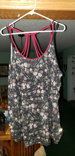 Maurices In Motion Butterfly Tank Top Size 3