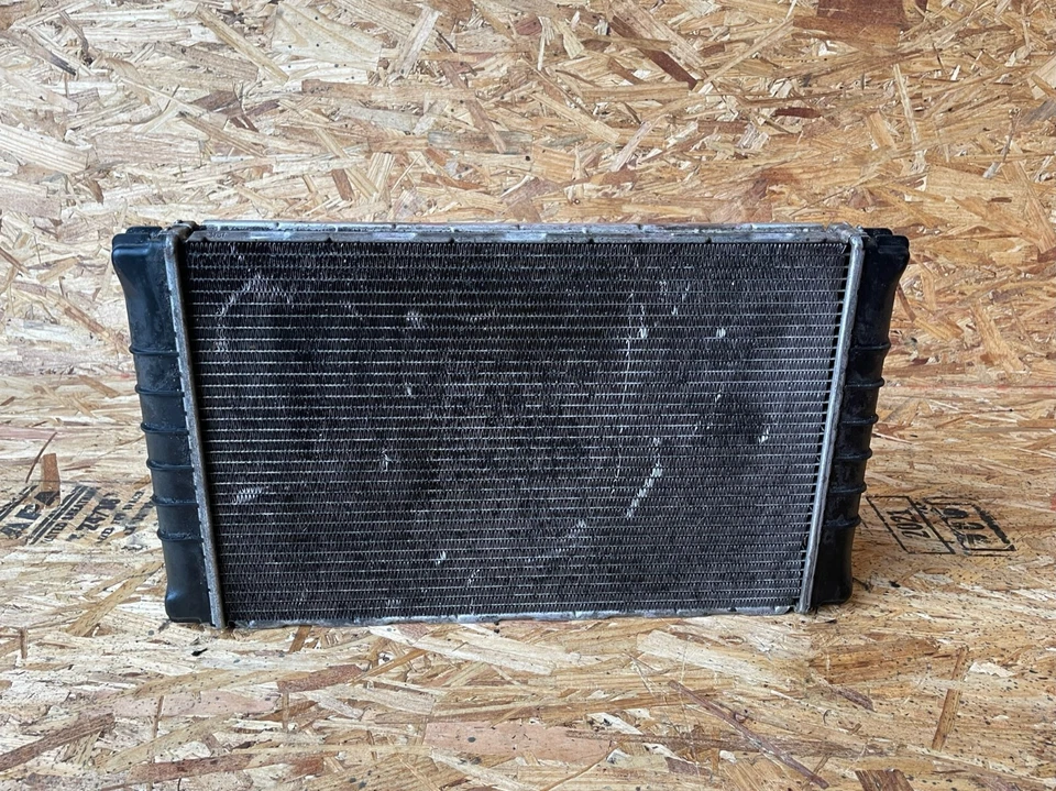 Porsche 944 924 S S2 85-91 Transmisión Manual MONTAJE RADIADOR OEM Foto 2 de 4