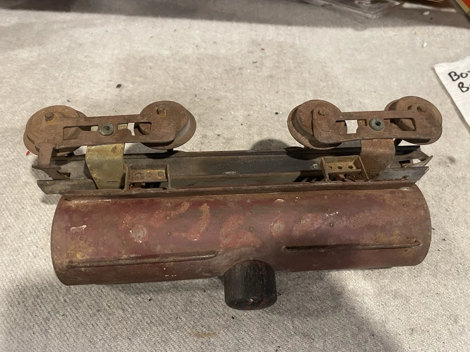 LIONEL PREWAR STANDARD GAUGE 15 PENNSYLVANIA TINPLATE TANK CAR - REPAINTED - Image 4 of 4