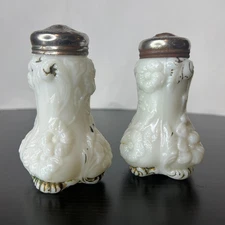 Vintage Westmoreland Shaker Salt Pepper White Milk Glass Floral Pansies Design