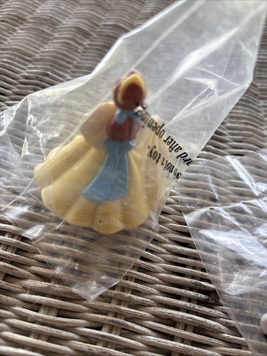 Anastasia & Bartok NEW 20th Century Fox 1997 Yellow Gown Anya 3" Action Figure - Picture 13 of 13