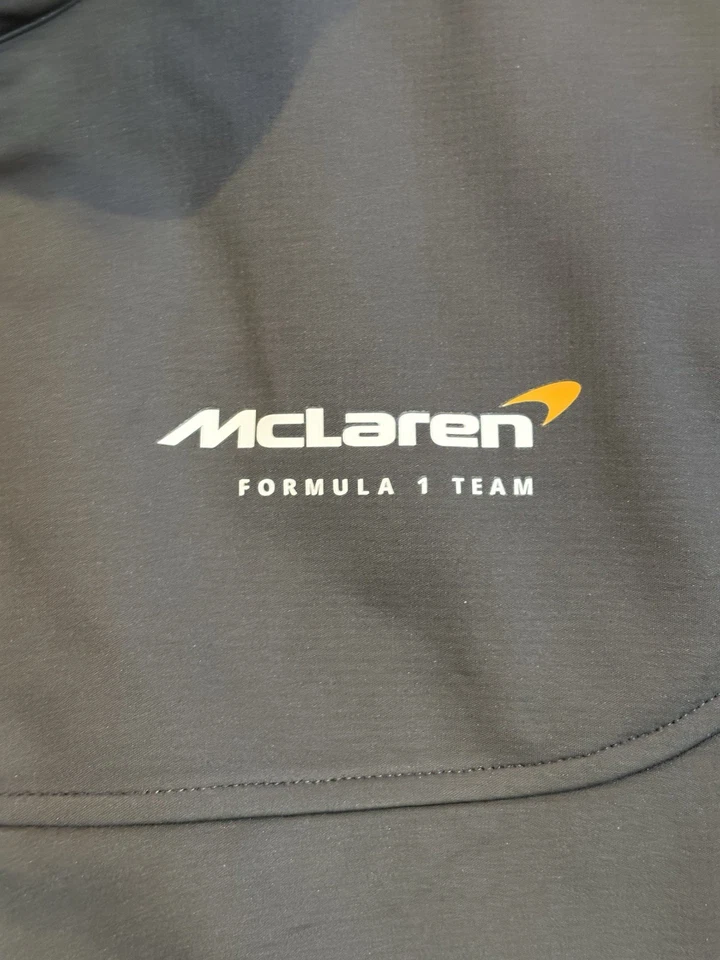 Chaleco McLaren F1 Jack Daniel’s para hombre • 2XL • Gris con naranja • Cremallera completa 2 bolsillos Foto 3 de 4