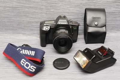 Sigma AF Macro 50mm 1:2.8 /Canon EOS 600  / Speedlite 300EZ + Quarz Date Back E