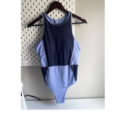 Athleta Womens M Blue Navy Colorblock Mesh Racerback One-Piece Swimsuit