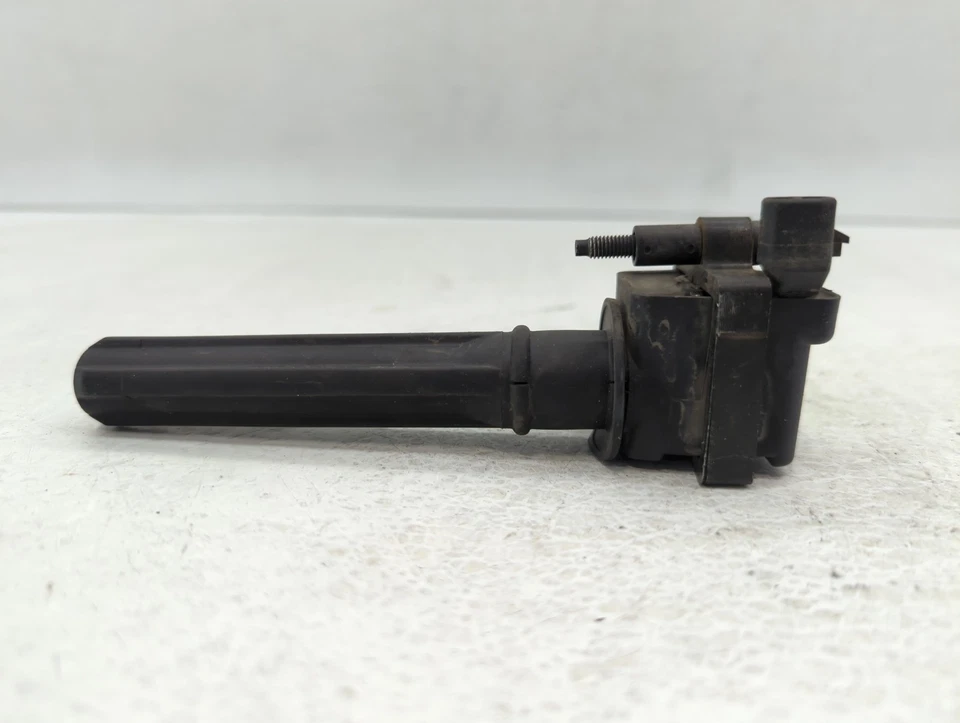 2004-2010 Chrysler Pt Cruiser Ignition Coil Igniter Pack RGJA4 - Image 2 of 4