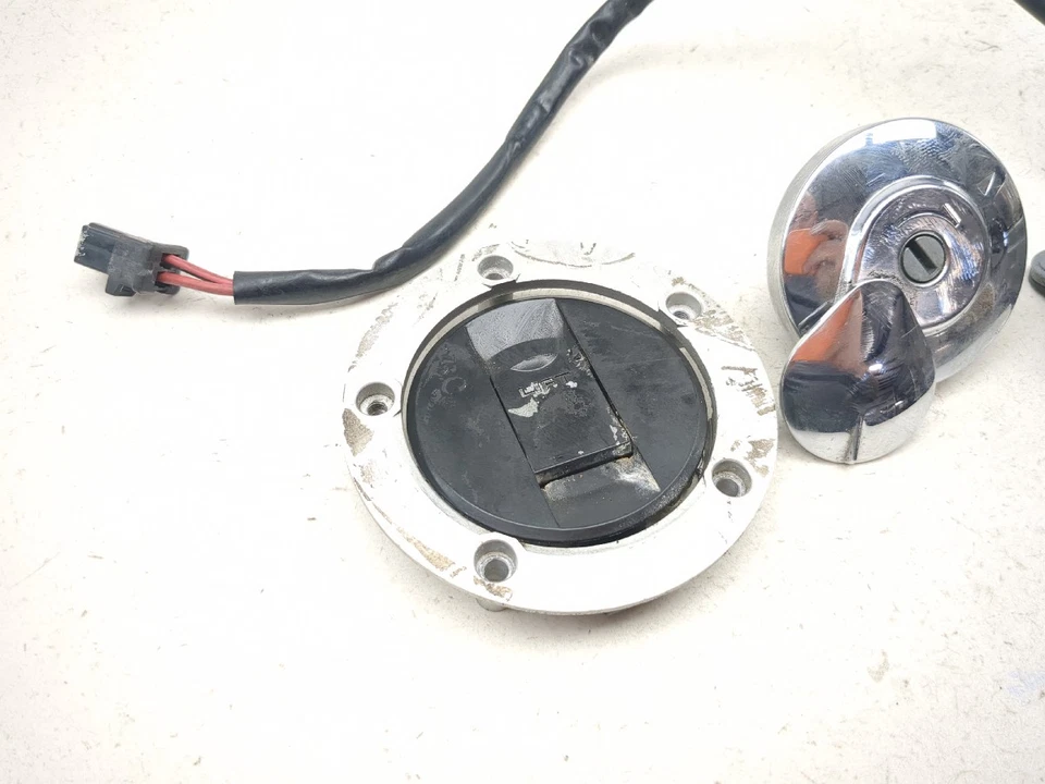 Juego de bloqueo interruptor de encendido 10-16 Honda Fury VT1300 CX con tapa y llave Foto 2 de 4