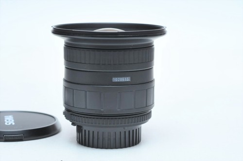 Sigma 18-35mm F/3.5-4.5 Aspherical AF Lens for Nikon F - Picture 2 of 3