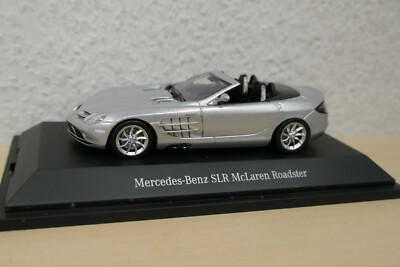 Minichamps 1:43 - Mercedes-Benz SLR McLaren Roadster - silber-metallic - (53)