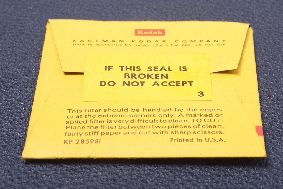 ✅ UNOPENED KODAK WRATTEN GELATIN DAYLIGHT NO. 85 FILTER TYPE A COLOR FILMS 34-4 - Image 2 of 2