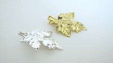 Small gold or silver metal maple leaf alligator hair clip for fine thin hair