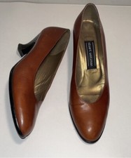 vintage stuart weitzman heels