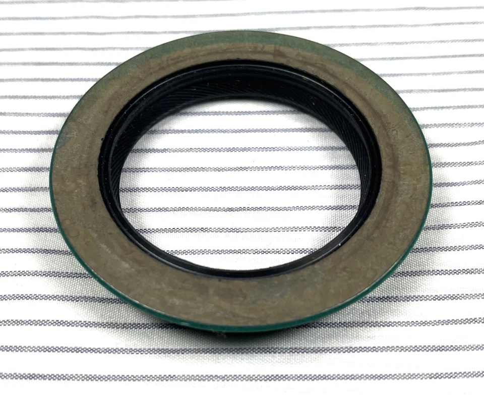 Eje de sellado de cubierta de distribución del motor CR/SKF 17106 para Ford Mercury selecto 1975-2001 Foto 3 de 4