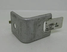NEW FORD MOTOR COMPANY GENUINE OEM BRACKET PART NO. E9TZ-17899-A