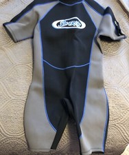 Lg Wet suit Preowned Stearns shorty zip back unisex
