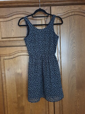 Divided by H&M ladies dress black floral spring/summer fashion fashion size 34