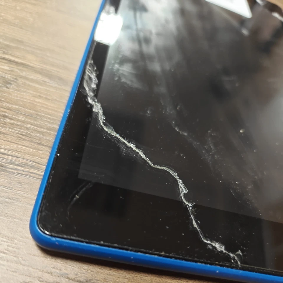 Amazon Fire HD 8 (2018) Marine Blue - RETURNED STOCK (W28-C11) - Image 2 of 4