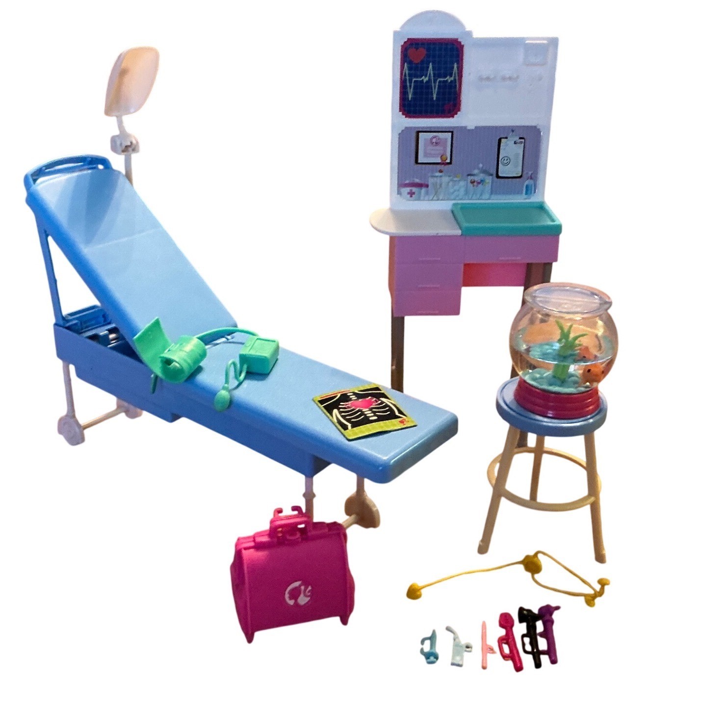 Barbie Career Medical Doctor's Office Play Set Examination Table Desk fish tank