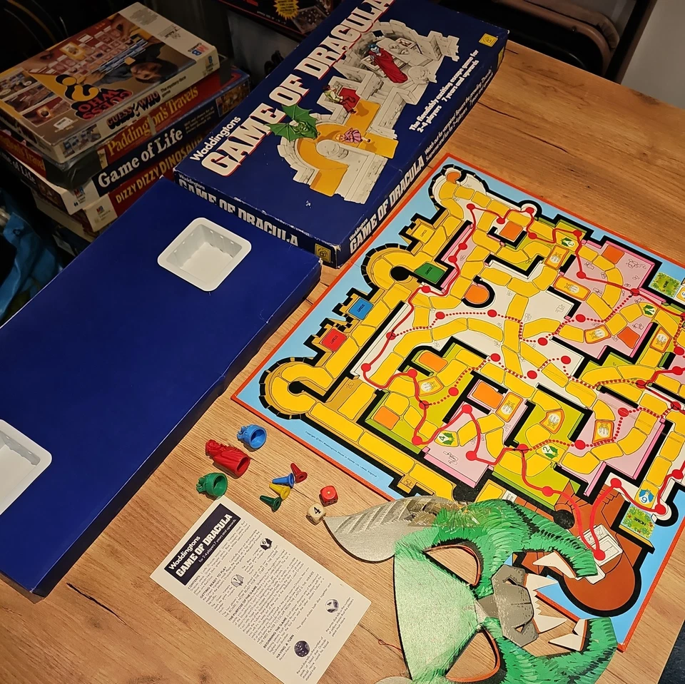 Game Of Dracula Waddingtons Board Game 100% Complete - Image 4 of 4
