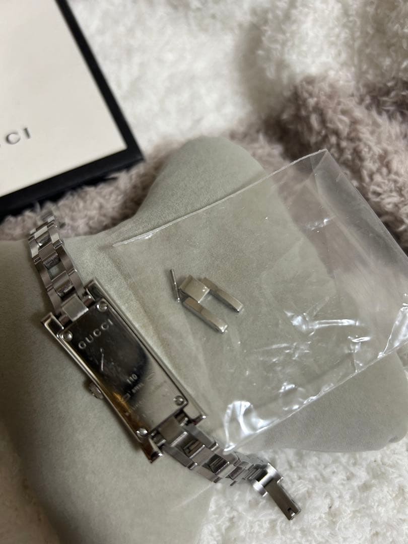 Gucci Silver Rectangular Watch - image 4