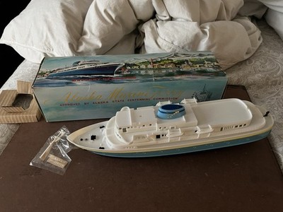 ALASKA MARINE FERRY BATTERY OPERATED TOY BOAT NEW IN THE BOX 1967 HONG KONG BUT!