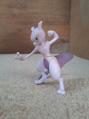 Nintendo Pokemon Mewtwo Battle Feature 4