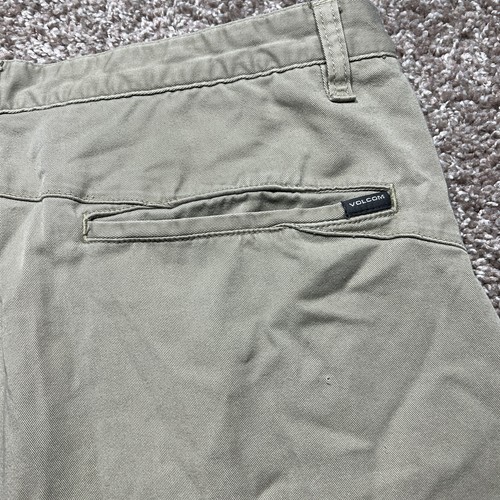 Volcom Shorts Mens 36 Beige Chino Flat Front Skater Skateboarding Casual Men - Picture 10 of 10