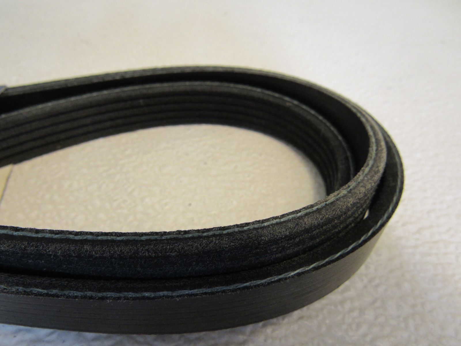 Gates Micro-V AT Belt 84in x 0.65625in Black K050835 | eBay