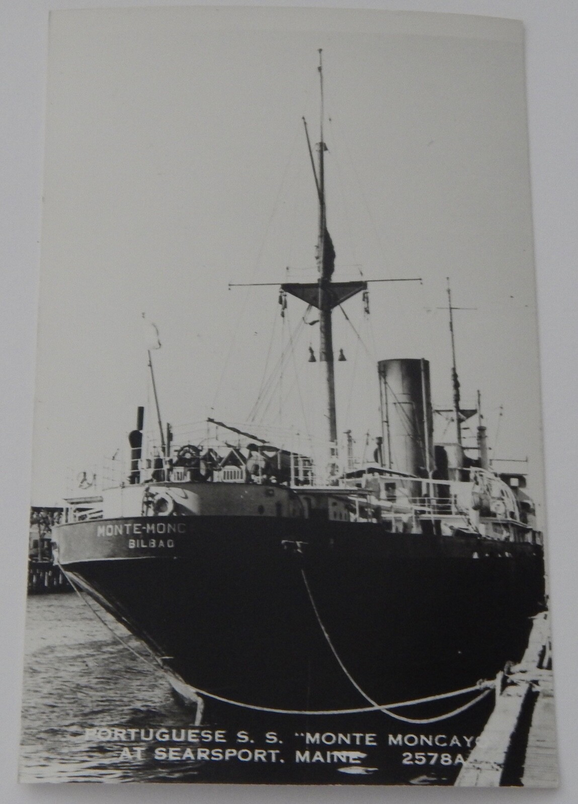 Portugal Steamship Steamer MONTE MONCAYO en Searsport ME foto real postal