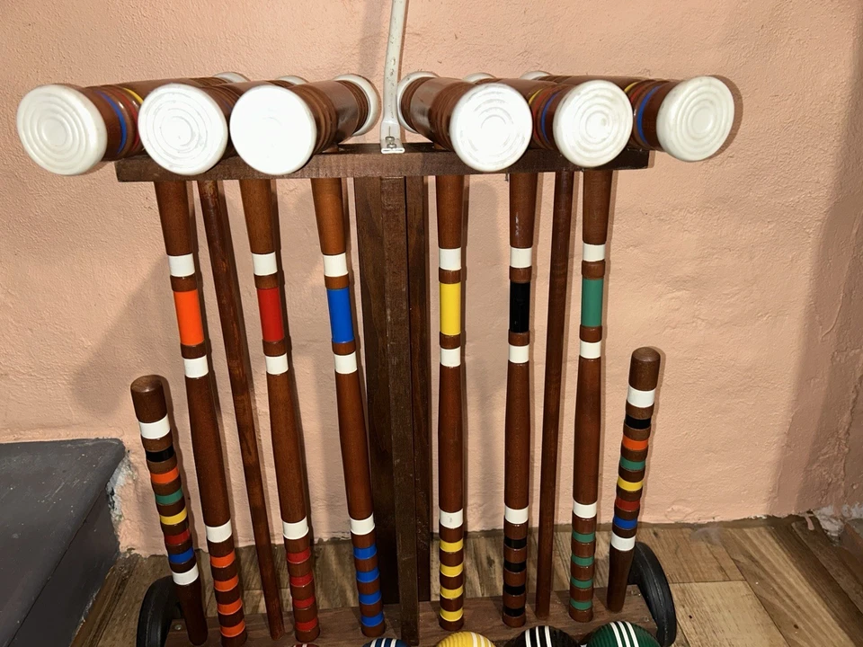 Juego de croquet de madera oscura Forster vintage con carro con ruedas ¡completo! ¡Limpio y bonito! Foto 3 de 4