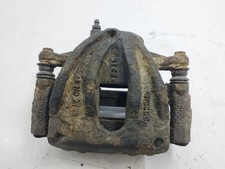 TOYOTA AVENSIS T25 Bremssattel vorne rechts 2.00 Diesel 85kw 2004 26452963