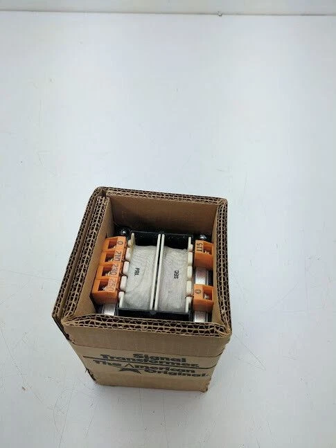 Signal Transformer M4L-2-6 600V 50/60Hz 220VAC Primary 150VAC Secondary NEW! - Image 2 of 4
