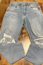 American Eagle Women  s Size 6 Short Mom Jeans Blue Strigid Distressed Denim