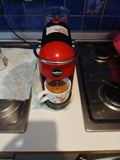 Lavazza, A Modo Mio Jolie Coffee Capsule Machine 1250 W 220–240 V 50–60 Hz Red