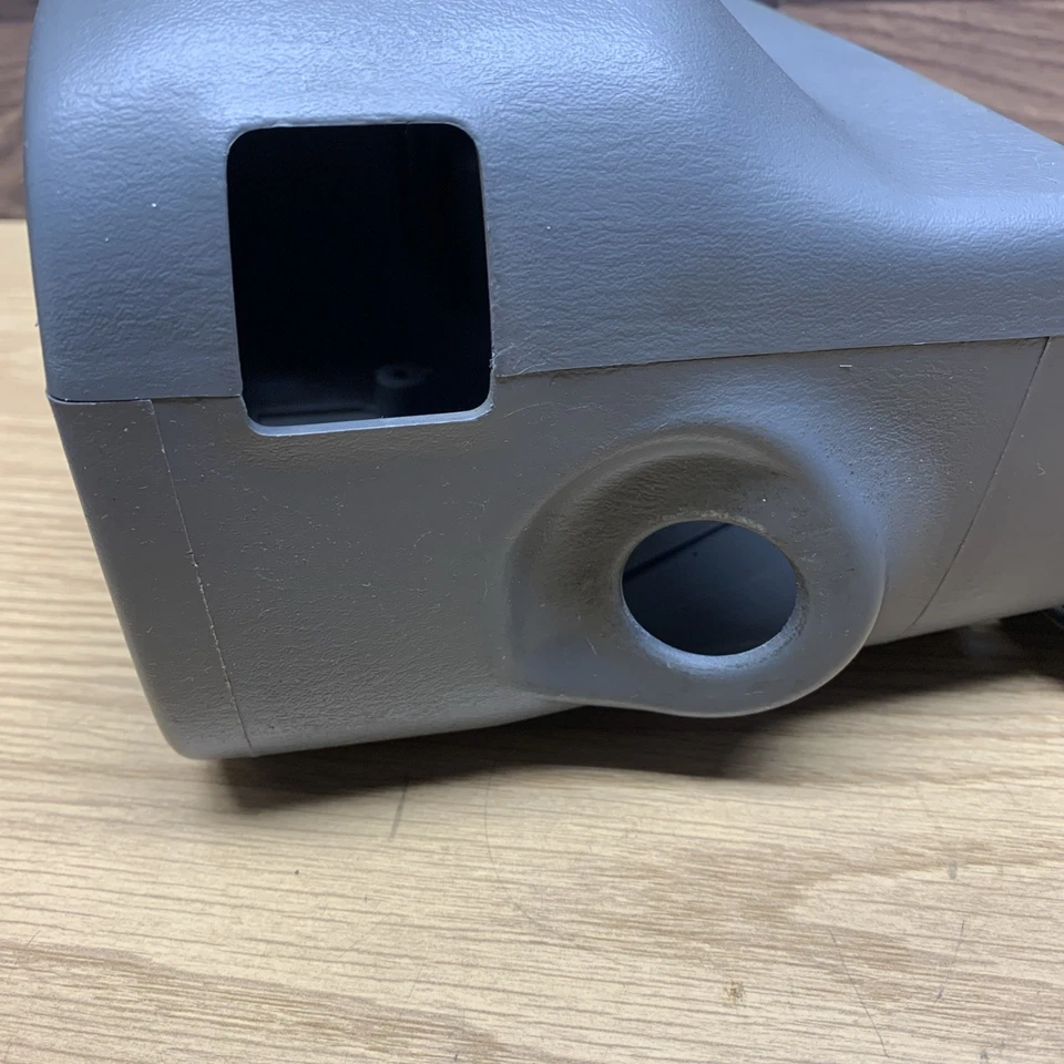 Chevrolet Tracker 2003 OEM columna de dirección bisel envolvente moldura 99 01 02 03 04 Foto 3 de 4