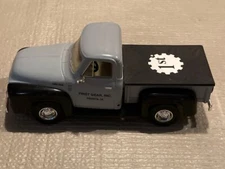 First Gear -  1953 Ford F-100 Pickup First Gear - 19-0006 