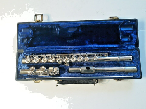 King 610 Cleveland Flute Nickel Plate w/ case, Good Condition, Made in USA.