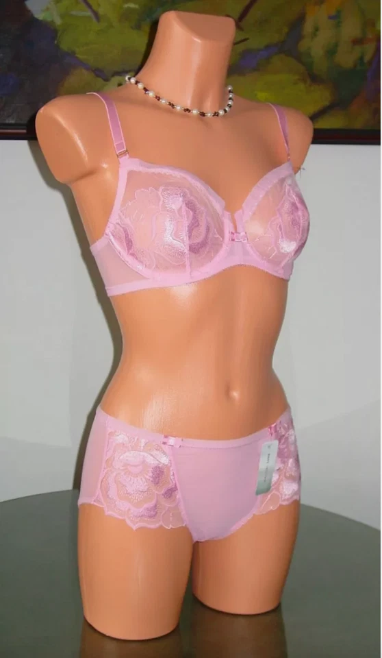 Wacoal Luxe LIAISON Bra / Panty, Pink - 32D / S, 32DD / S, 34D / M *** - Image 3 of 4