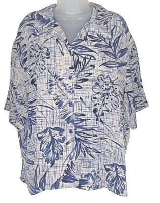 Modern Essentials Women's size 24W navy floral short sleeve shirt 