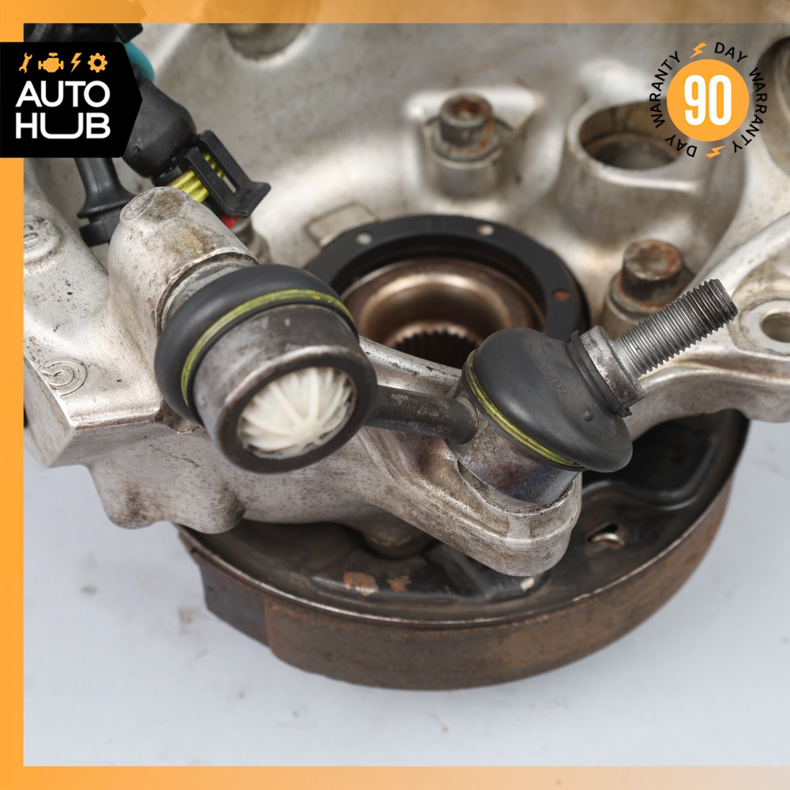 06-10 Maserati GranTurismo M145 Rear Left Side Spindle Knuckle Hub OEM