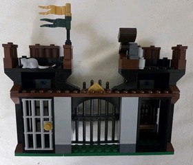 Lego 7187 Kingdoms Escape From Dragon&rsquo;s Prison **Pre-Owned**